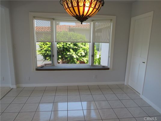 Chandelier, Empty room, Interior