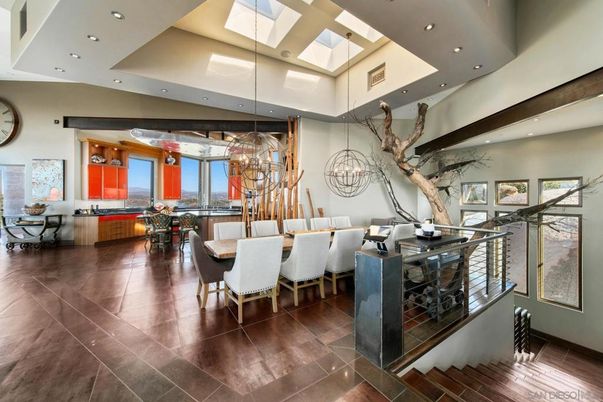 Chandelier, Dining room, Interior, Living room, Recessed Lighting