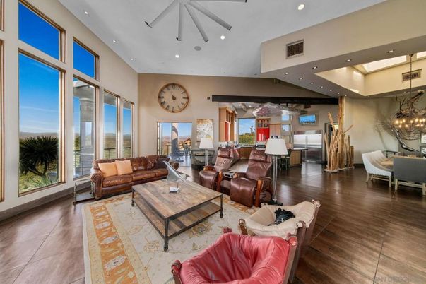 Dining room, Interior, Living room, Pendant Lights, Recessed Lighting