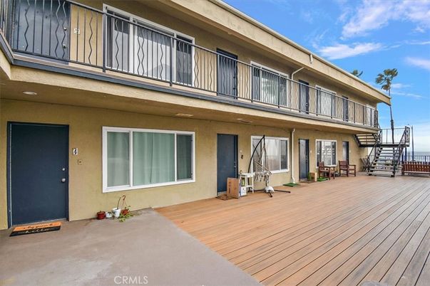 Exterior, Wood Texture Flooring