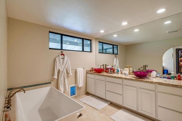 Bathroom, Dual Sink Vanities, Free Standing Baths, Interior, Recessed Lighting