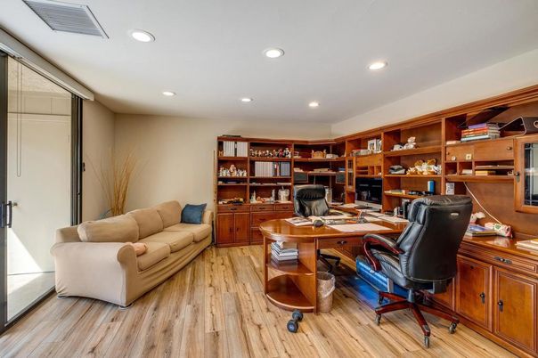 Home Office, Interior, Recessed Lighting, Wood Texture Flooring