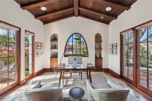 Home Office, Interior, Recessed Lighting, Wooden Beams, Wooden Ceilings, Wood Texture Flooring