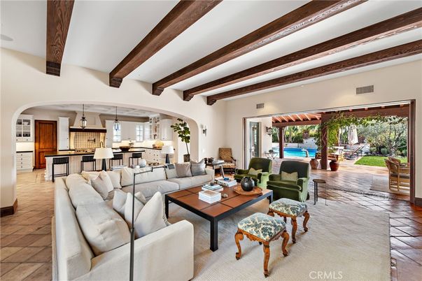 Interior, Kitchen, Living room, Pendant Lights, Wooden Beams