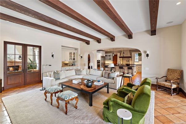 Interior, Kitchen, Living room, Pendant Lights, Recessed Lighting, Wooden Beams