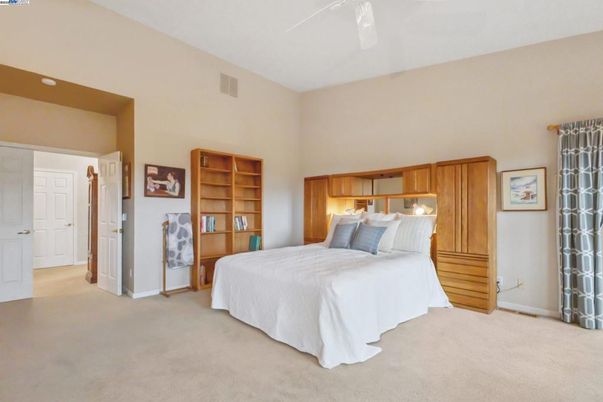 Bathroom, Free Standing Baths, Interior