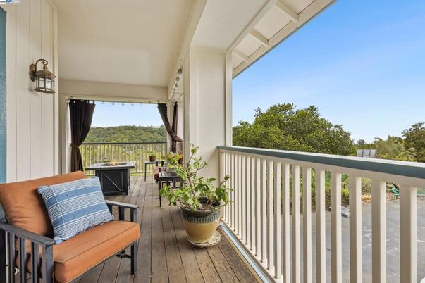 Exterior, Wood Texture Flooring