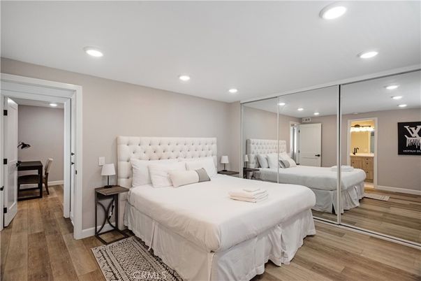 Bedroom, Interior, Recessed Lighting, Wood Texture Flooring