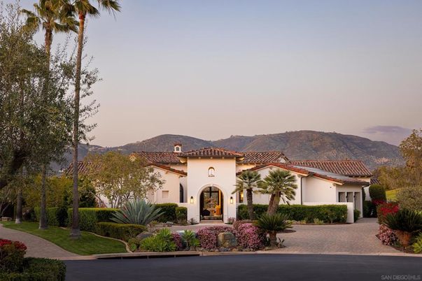 Exterior, Facade, Spanish Mediterranean