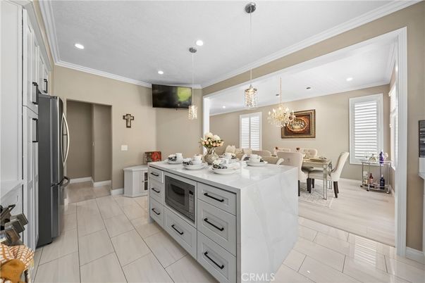 Chandelier, Dining room, Interior, Kitchen, Pendant Lights, Recessed Lighting