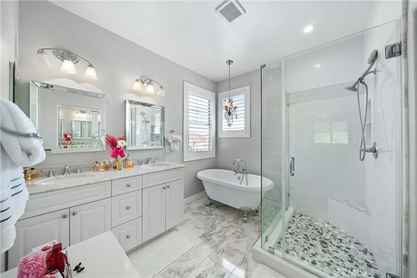 Bathroom, Dual Sink Vanities, Free Standing Baths, Glass Shower, Interior, Marble, Recessed Lighting