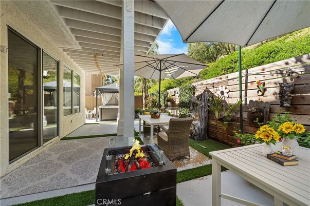Exterior, Hot Tub