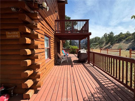 Exterior, Wood Texture Flooring