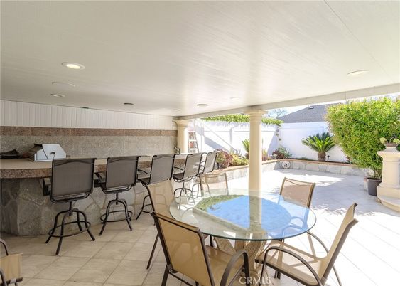 Exterior, Recessed Lighting