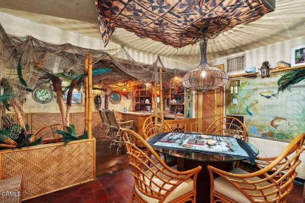 Dining room, Interior, Pendant Lights