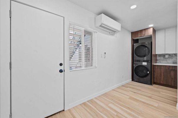 Interior, Recessed Lighting, Utility Closets, Washer, Wood Texture Flooring