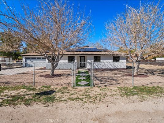 Attached, Exterior, Facade, Solar Panels, Ranch