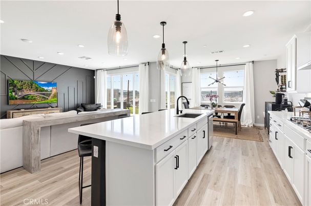 Dining room, Interior, Kitchen, Pendant Lights, Recessed Lighting, Wood Texture Flooring