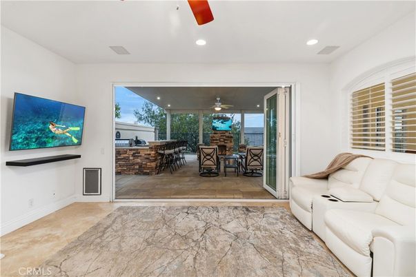 Dining room, Interior, Recessed Lighting