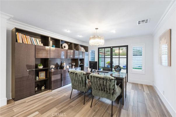 Chandelier, Home Office, Interior, Recessed Lighting, Wood Texture Flooring