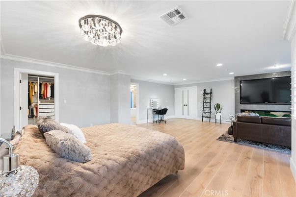 Bedroom, Chandelier, Interior, Piano, Recessed Lighting, Wood Texture Flooring