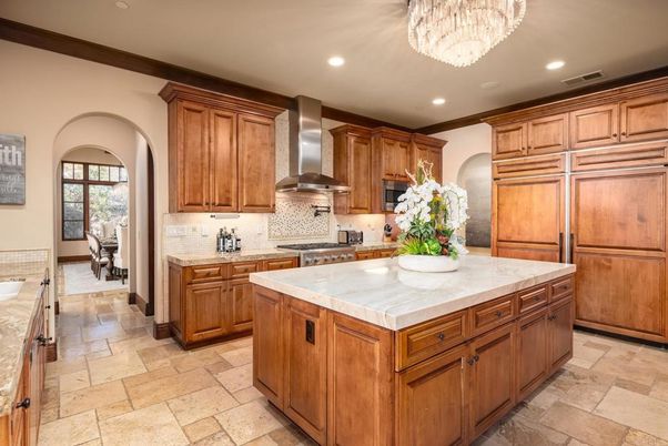 Chandelier, Interior, Kitchen, Recessed Lighting, Stainless Steel Appliances