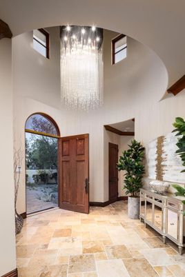 Chandelier, Interior
