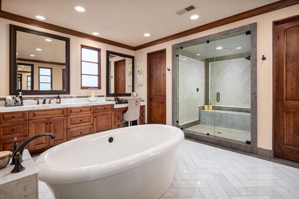 Bathroom, Dual Sink Vanities, Free Standing Baths, Glass Shower, Interior, Recessed Lighting