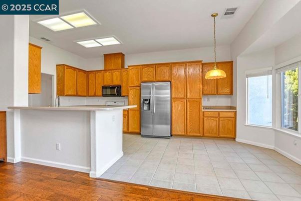 Interior, Kitchen, Pendant Lights, Wood Texture Flooring