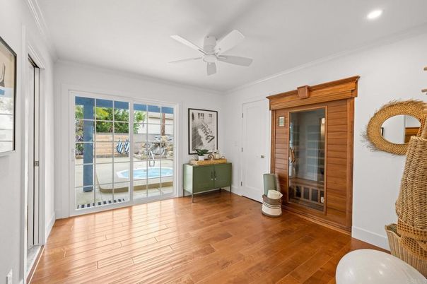 Interior, Recessed Lighting, Wood Texture Flooring