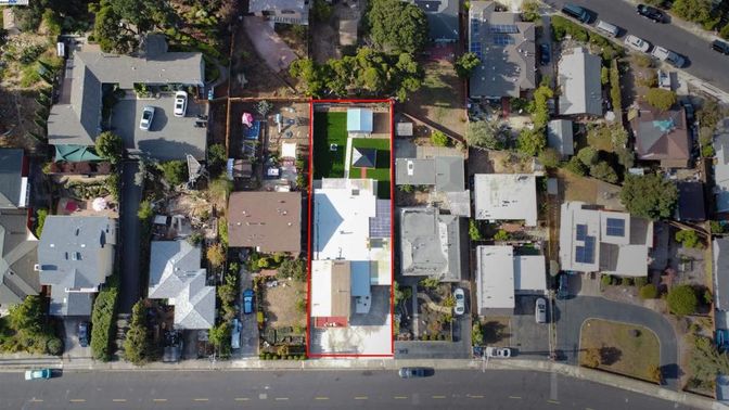 Exterior, Drone