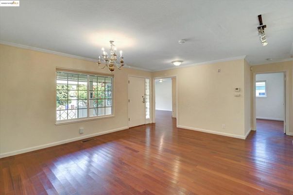Chandelier, Empty room, Interior, Wood Texture Flooring