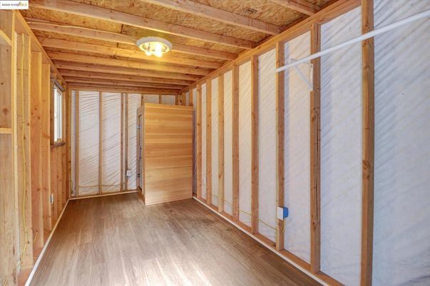 Empty room, Interior, Wooden Beams, Wooden Ceilings, Wood Texture Flooring, Wooden Walls