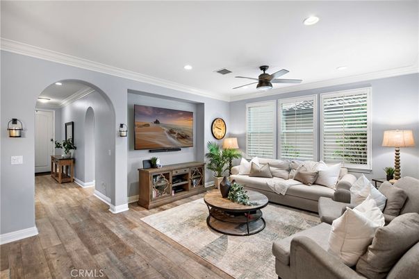 Interior, Living room, Recessed Lighting, Wood Texture Flooring