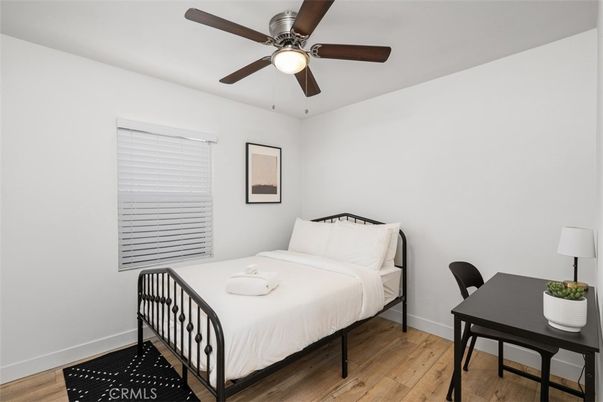 DE Listing image placeholder