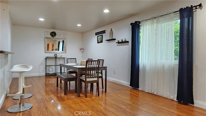 Dining room, Interior, Recessed Lighting, Wood Texture Flooring
