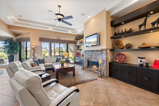 Fireplace, Interior, Living room, Recessed Lighting