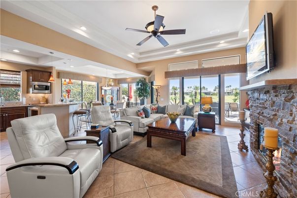 Dining room, Interior, Kitchen, Living room, Pendant Lights, Recessed Lighting, Stainless Steel Appliances