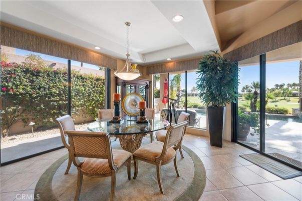 Dining room, Interior, Pendant Lights, Recessed Lighting