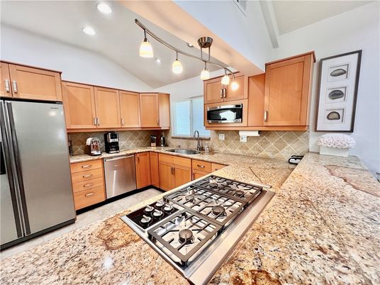 Interior, Kitchen, Pendant Lights, Recessed Lighting