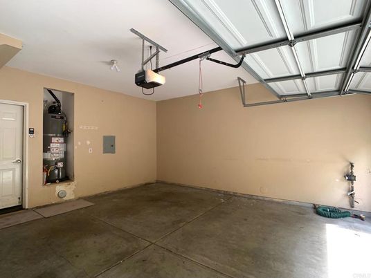 Garage, Interior