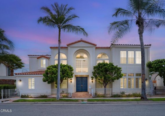 Exterior, Facade, Spanish Mediterranean