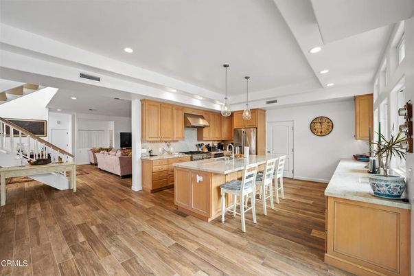 Interior, Kitchen, Living room, Pendant Lights, Recessed Lighting, Wood Texture Flooring