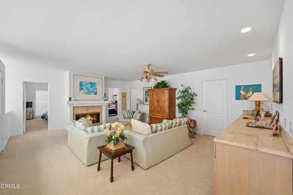 Fireplace, Interior, Living room, Recessed Lighting