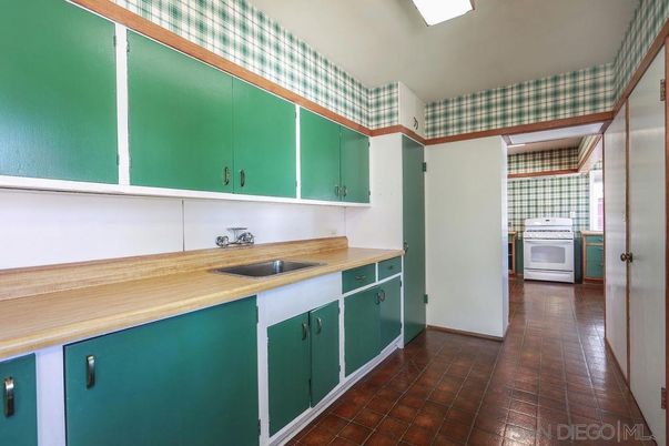 Interior, Kitchen, Washer