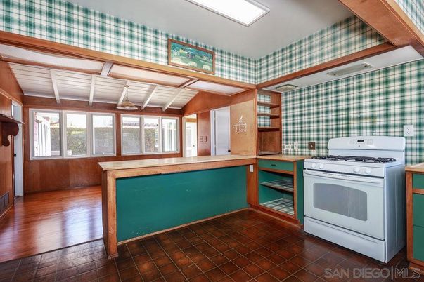 Interior, Kitchen, Wood Texture Flooring