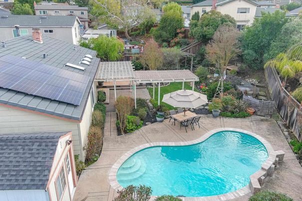 Exterior, Pool, Solar Panels