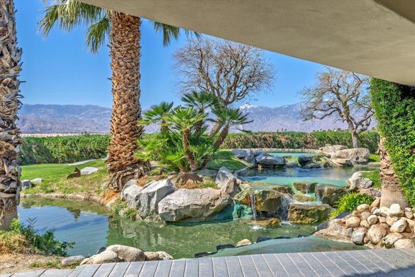 Exterior, Pool, Other