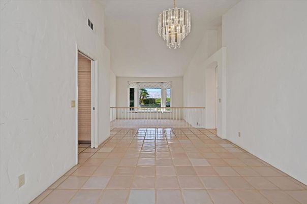 Chandelier, Empty room, Interior