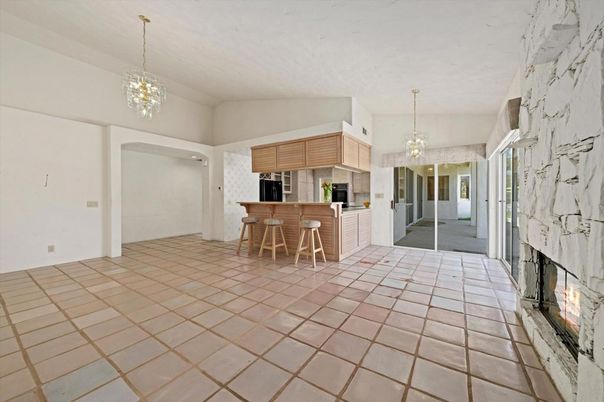 Chandelier, Fireplace, Interior, Kitchen, Pendant Lights